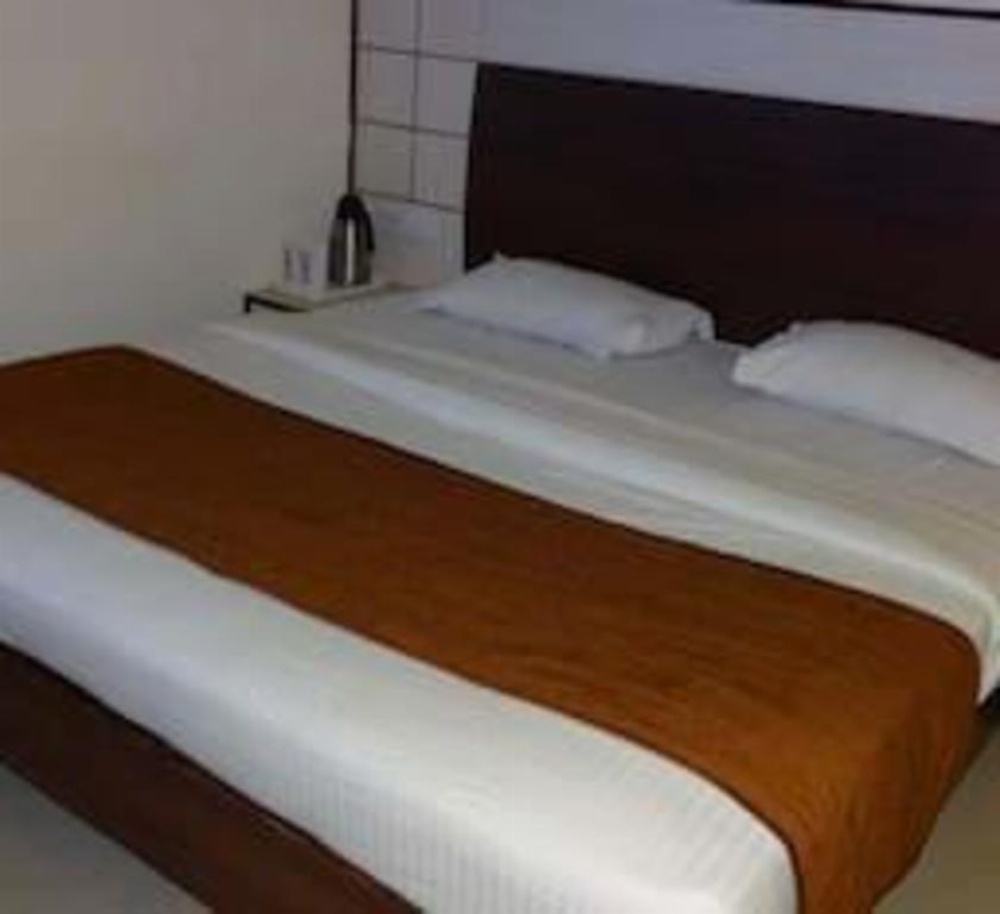 Room image 2