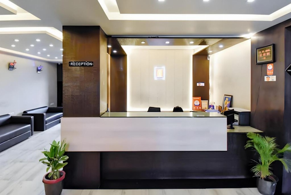 Hotel Anushree Main image